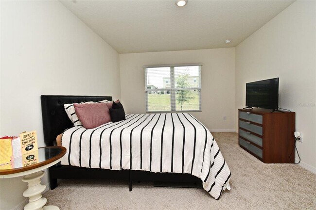 Building Photo - 440 Baroness Way