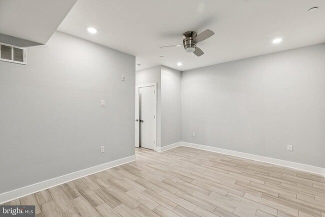 Building Photo - 814 N Uber St