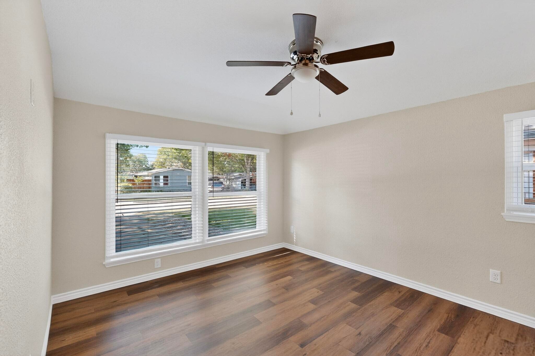 Building Photo - 2207 Housley Dr