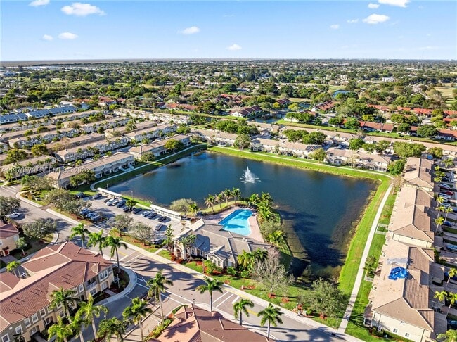 Building Photo - 5905 Abbey Rd