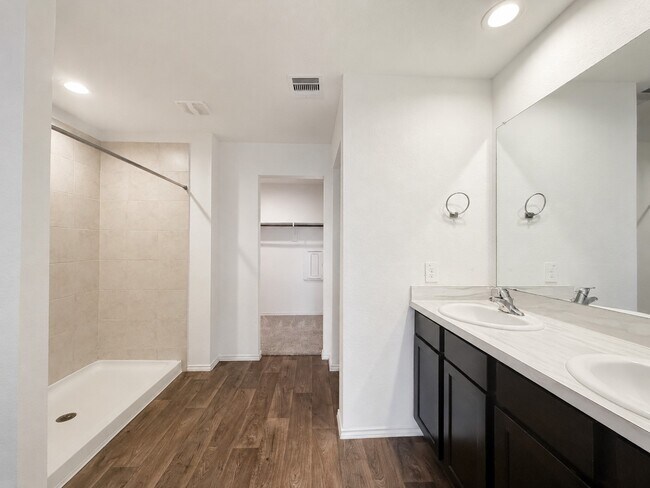 Building Photo - 21518 Corsica Cv Ct