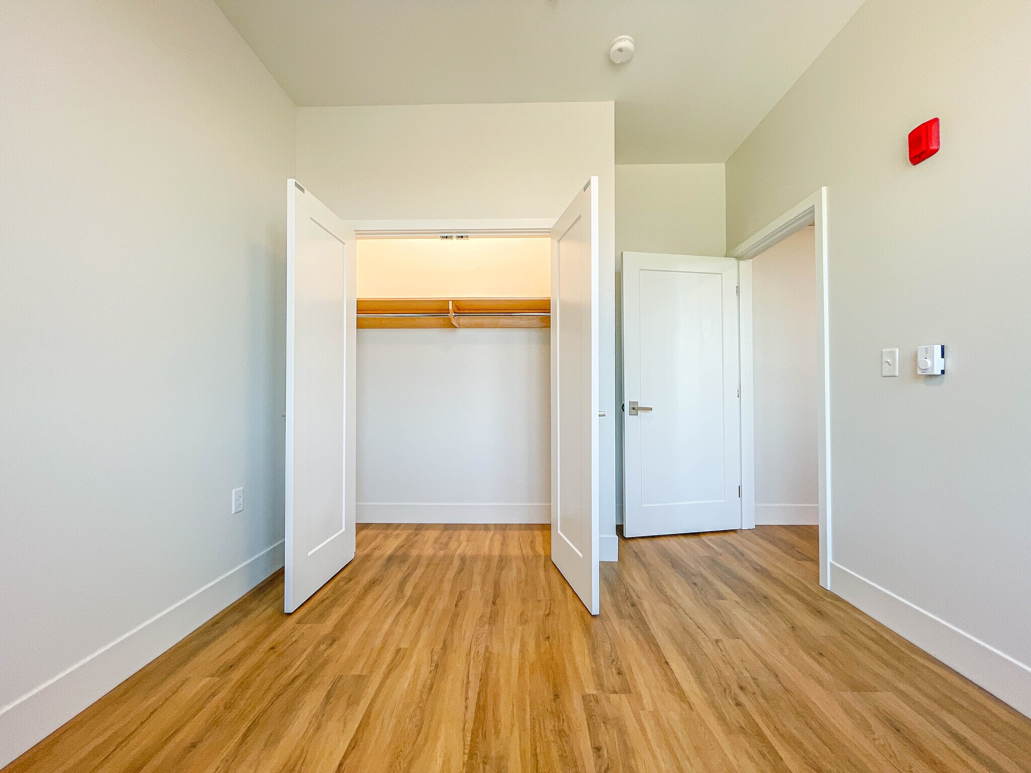 Building Photo - 5 India St