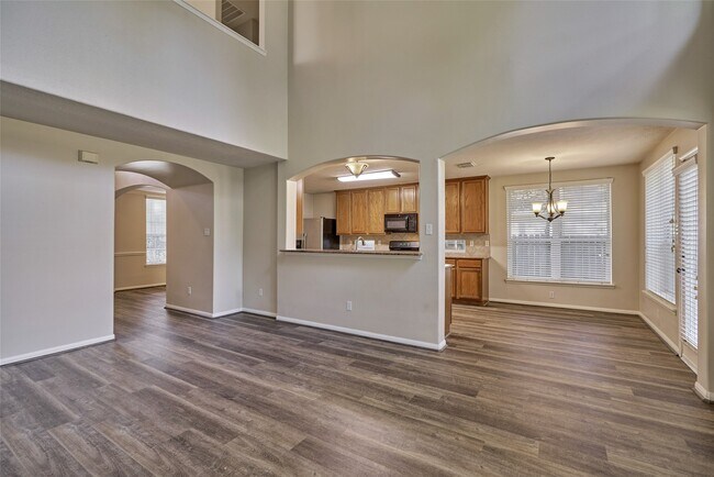 Building Photo - 274 Fairwind Trail Dr