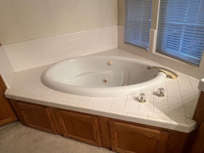 Building Photo - 3474 Cascade Creek Ave