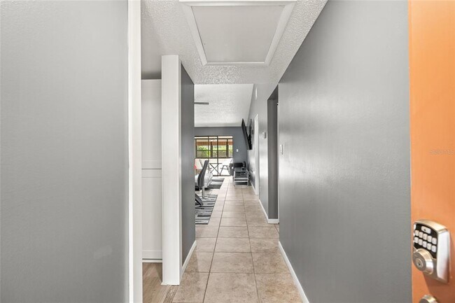 Building Photo - 9677 86th Ave