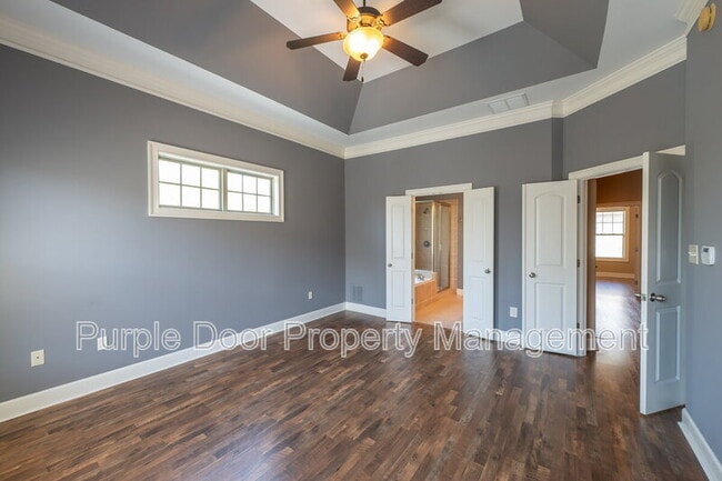Building Photo - 913 Telfair Close