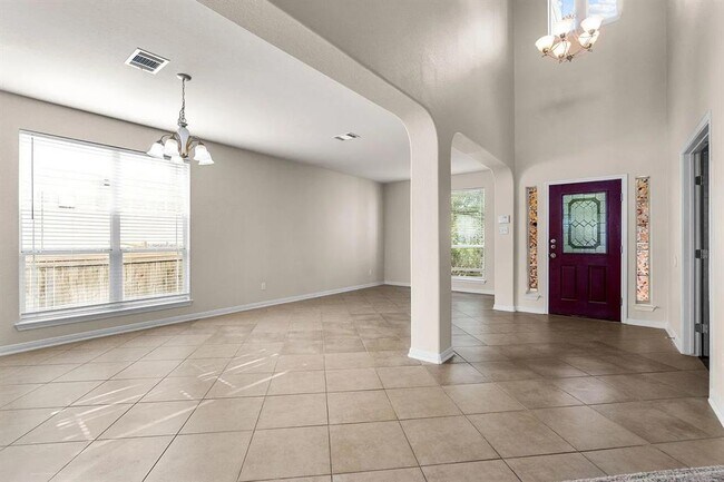Building Photo - 1209 Laurel Oak Trail