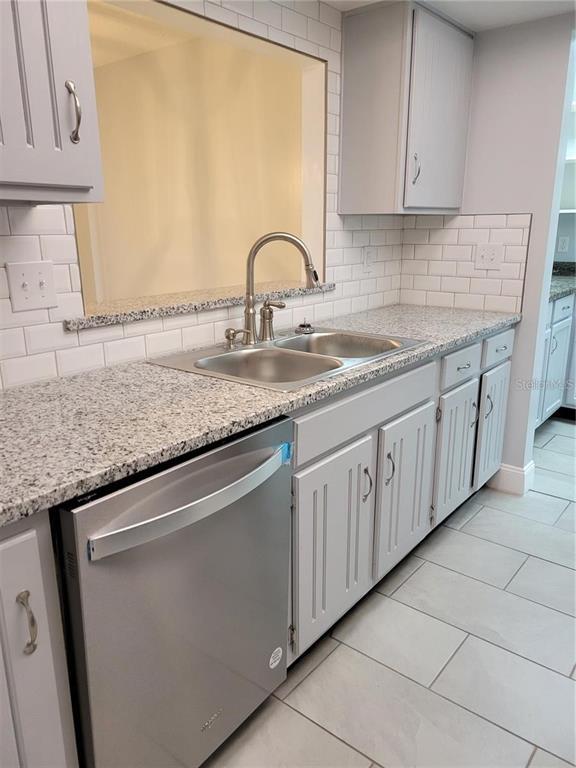 Building Photo - 807 McLain Ct