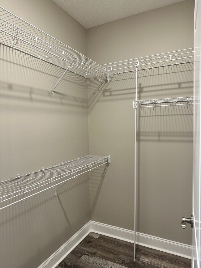 Building Photo - 2760 Cedrus Ave