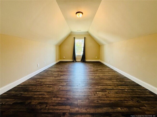 Building Photo - 848 Bellingham Way