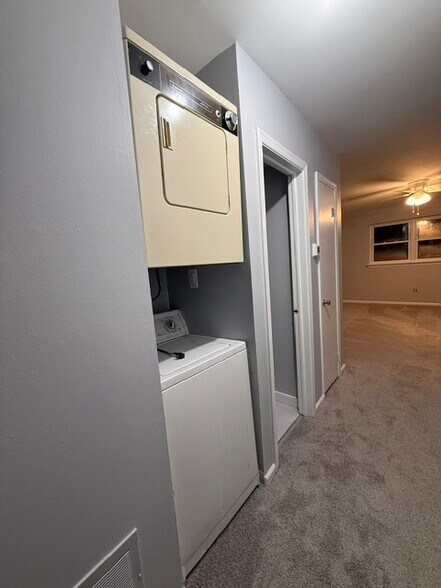 Building Photo - 3215 Tom Sweeney Dr