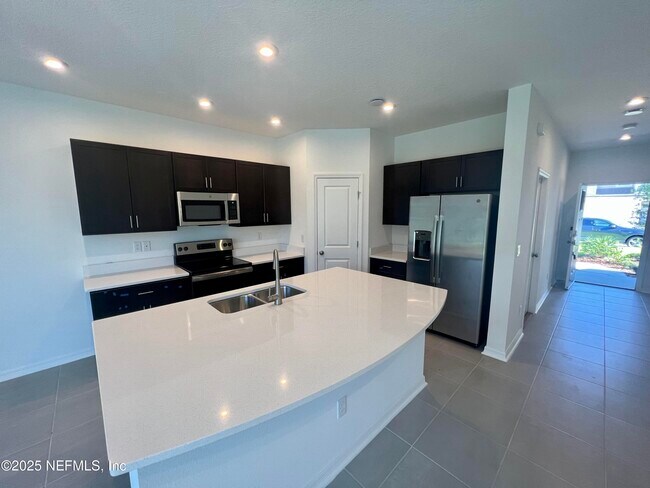 Building Photo - 316 Anthony Dr