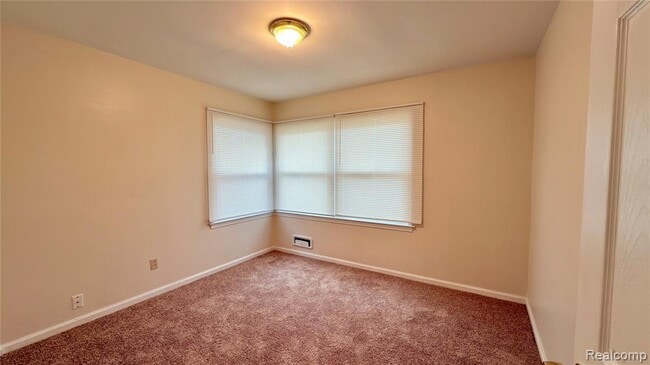 Building Photo - 291 Arlington St