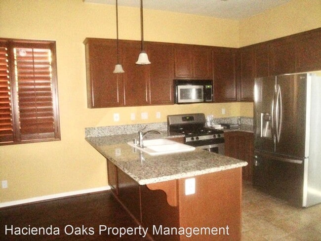 Building Photo - 2 br, 2 bath House - 1618 Chianti