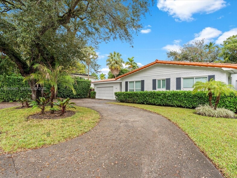 Building Photo - 5265 SW 78th St