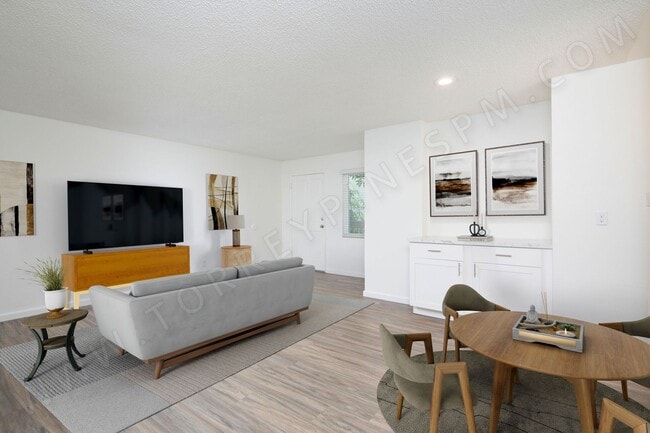 Building Photo - *OPEN HOUSE: 11/1 9:30-11:30AM* Gorgeous 2...