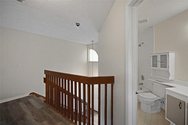 Building Photo - 8807 W Sunrise Blvd