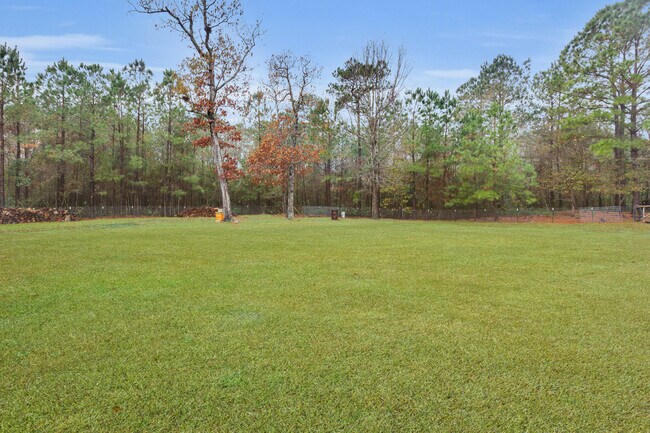 Building Photo - 116 Gregory Dr