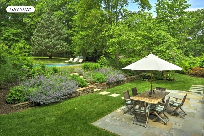 Building Photo - 156 Suffolk St