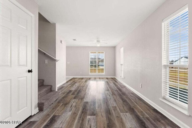 Building Photo - 9110 Sunshine Dr