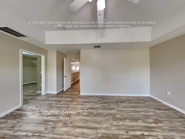 Building Photo - 9605 Simeon Dr