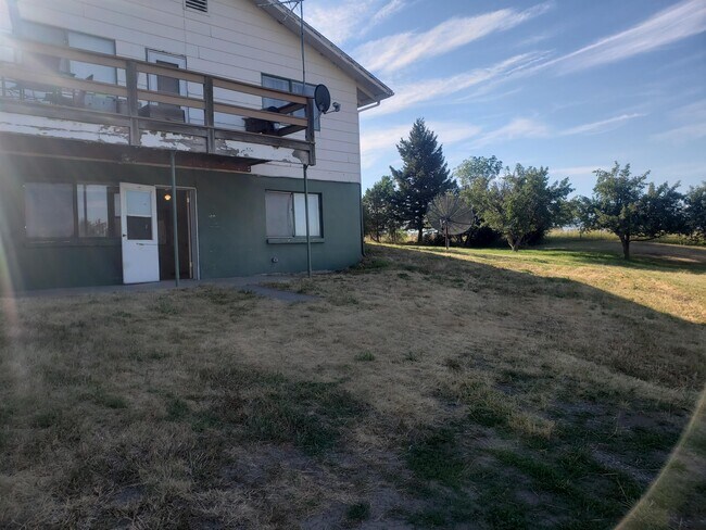 Building Photo - 5800 Sypes Canyon Rd