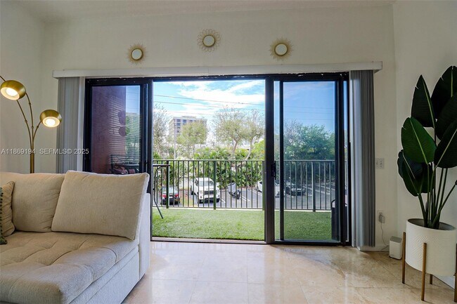 Building Photo - 1650 Presidential Way