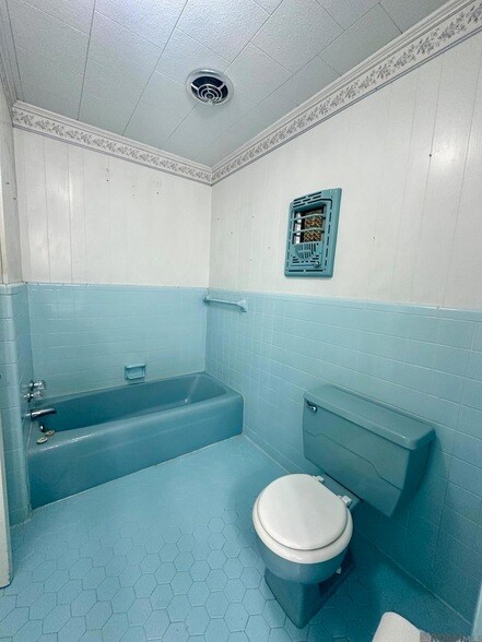 Building Photo - 43063 Black Bayou Rd