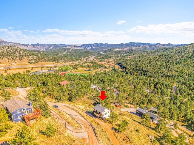 Building Photo - 1244 Hyland Dr