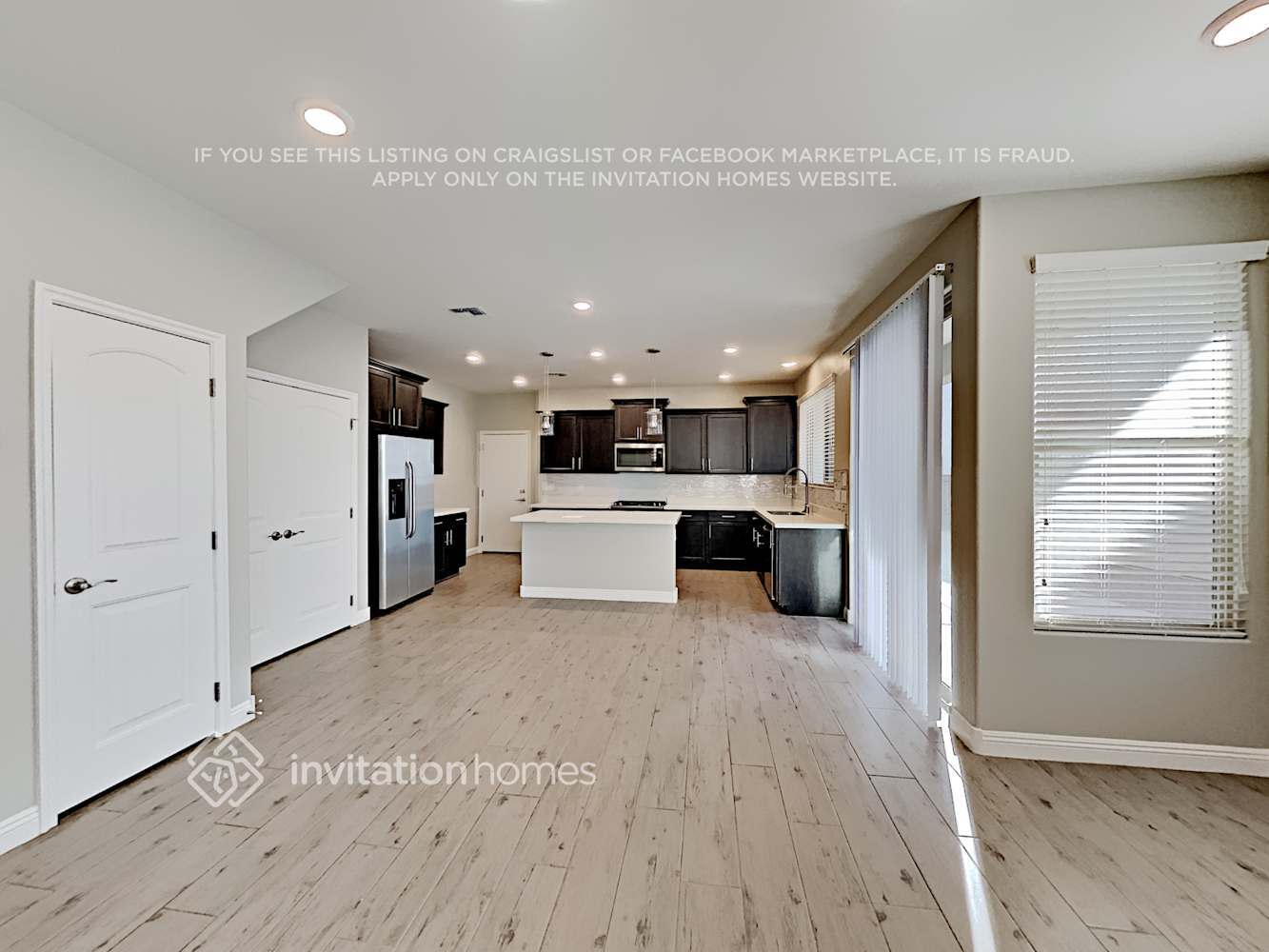 Building Photo - 5029 S Chassis