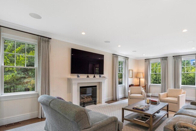 Building Photo - 150 Harvest Ln