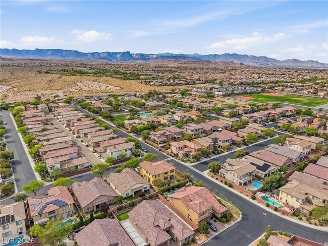 Building Photo - 10344 Shropshire St