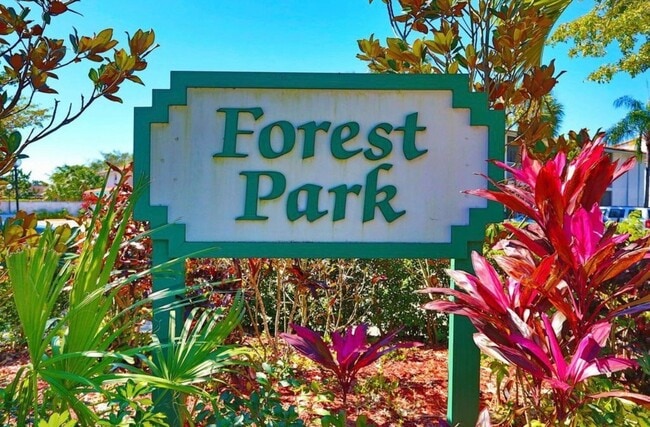 Building Photo - 2730 Forest Hills Blvd