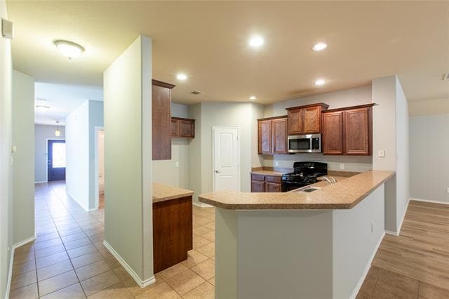 Building Photo - 9716 Tipperary Dr