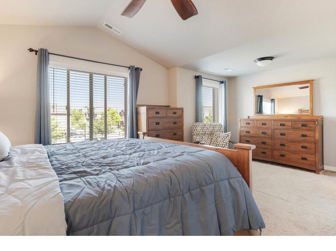 Primary Bed - 2513 NE 131st Ct