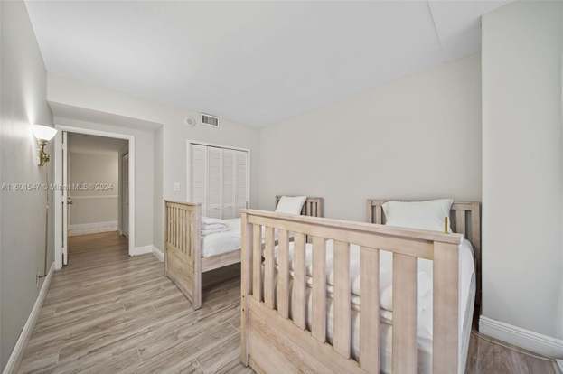 Building Photo - 10155 Collins Ave