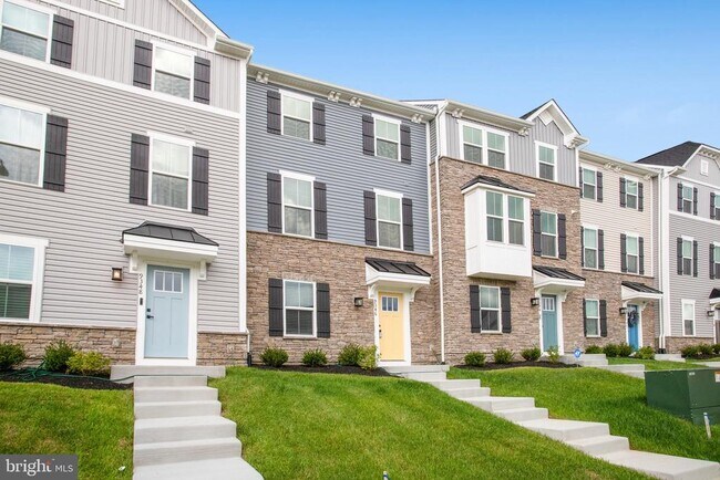 Building Photo - 9346 Tanfield Dr