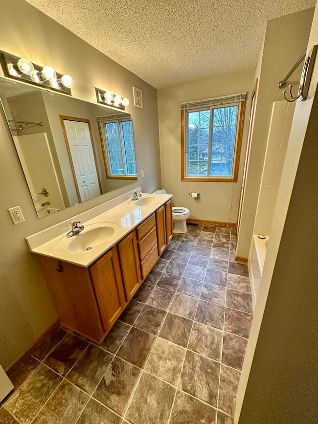 Building Photo - 13037 Europa Trail Way N