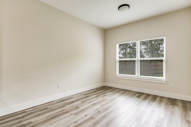 Building Photo - 6809 Water St