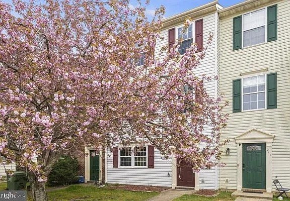 Building Photo - 209 Clint Ln