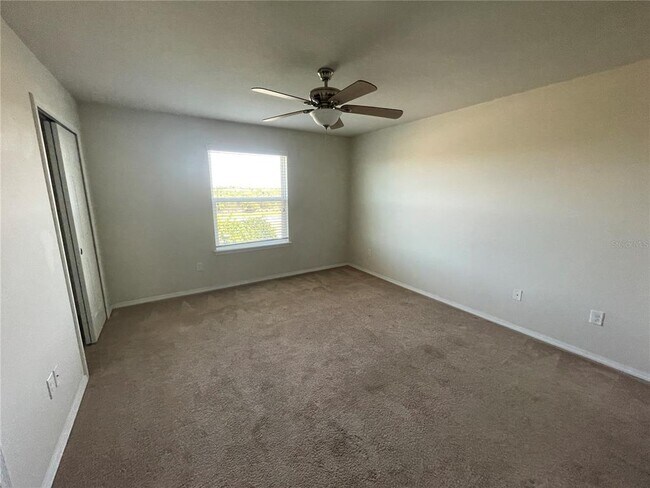 Building Photo - 4912 White Sanderling Ct