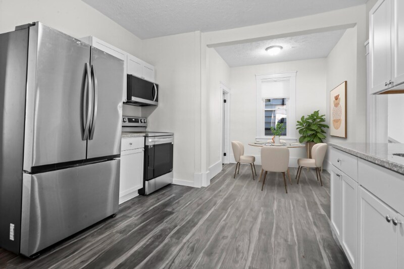 Building Photo - 1277 W 67th St