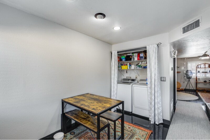 Building Photo - 5350 N Central Ave