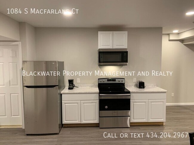 Building Photo - Beautiful Home in Lake Vista