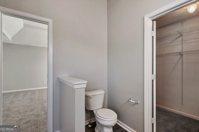 Building Photo - 10744 Misty Meadows Ct