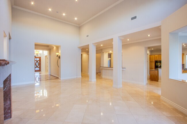 Building Photo - 2258 Green Mountain Ct