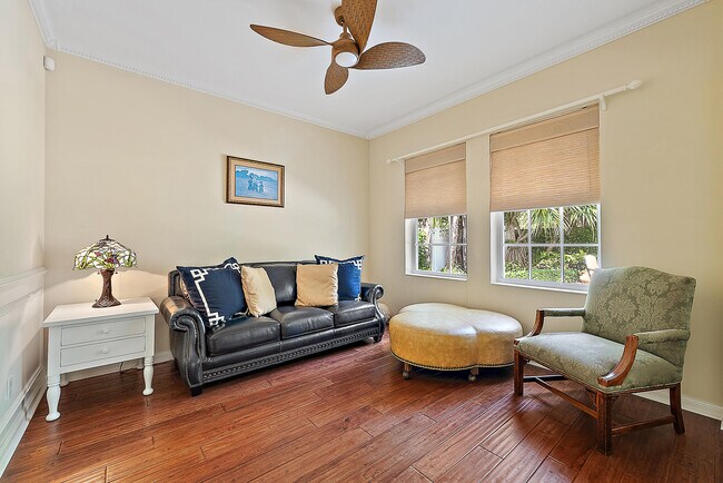 Building Photo - 140 Sweet Bay Cir