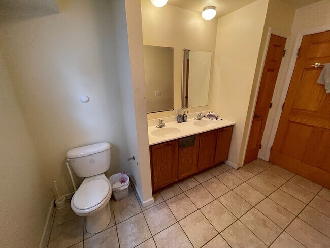 Building Photo - 1526 N 17th St