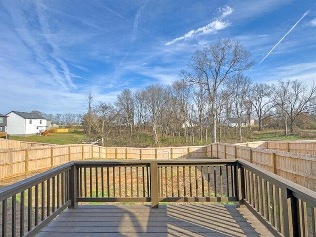 Building Photo - 2646 Scott Dr