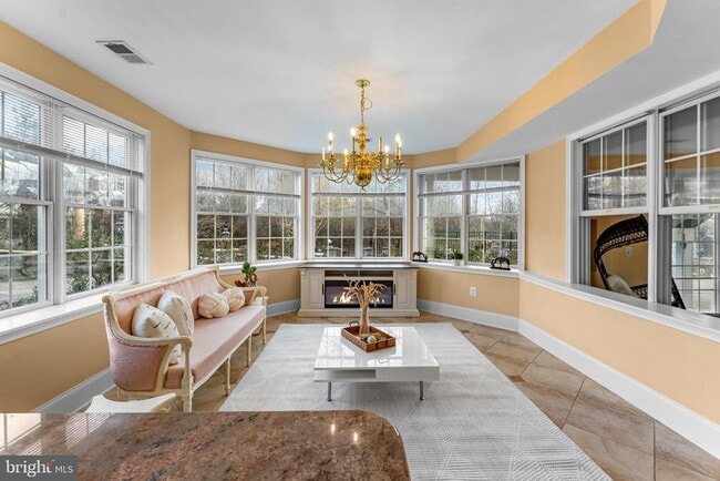 Building Photo - 43176 Tall Pines Ct